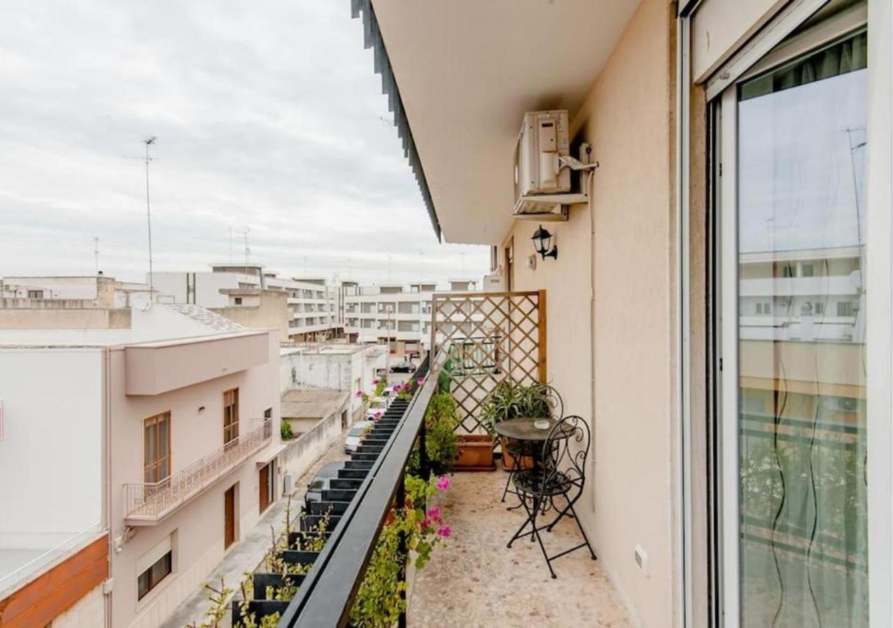 Il Barone Rosso B&B Lecce Zewnętrze zdjęcie